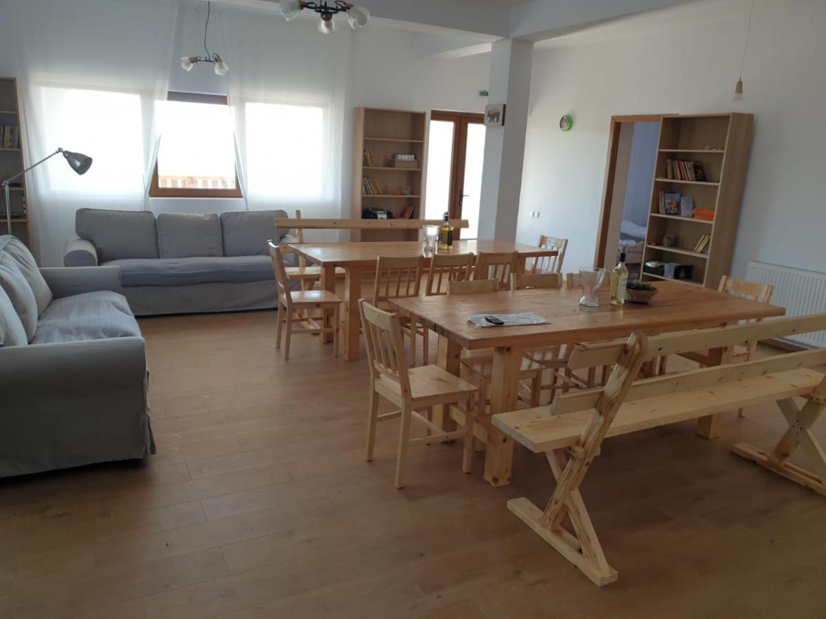 Casuta De La Munte Hotel Sfodea Luaran gambar